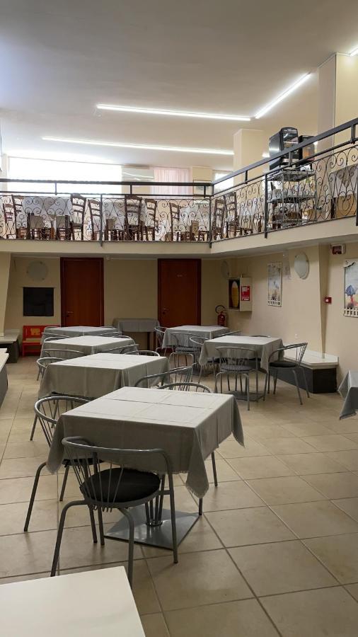 לאיגואליה Hotel Del Golfo מראה חיצוני תמונה