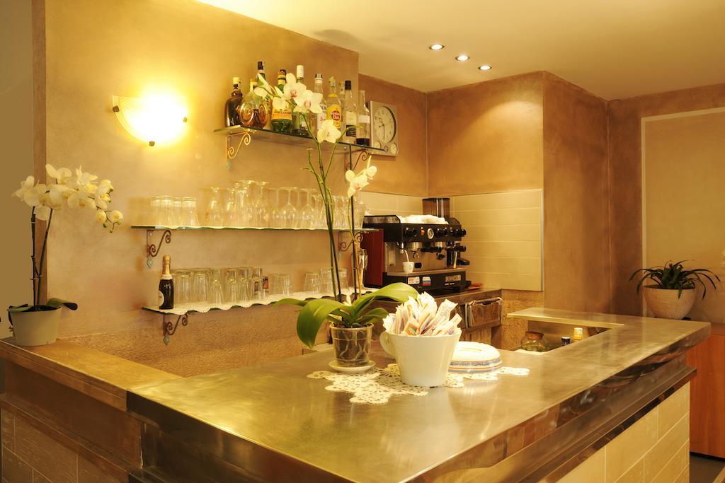 לאיגואליה Hotel Del Golfo מראה חיצוני תמונה